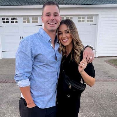Christian Huff and His Wife Sadie Robertson Photos